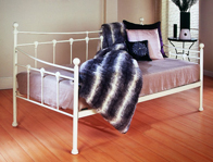 Limelight Sirus Day Bed