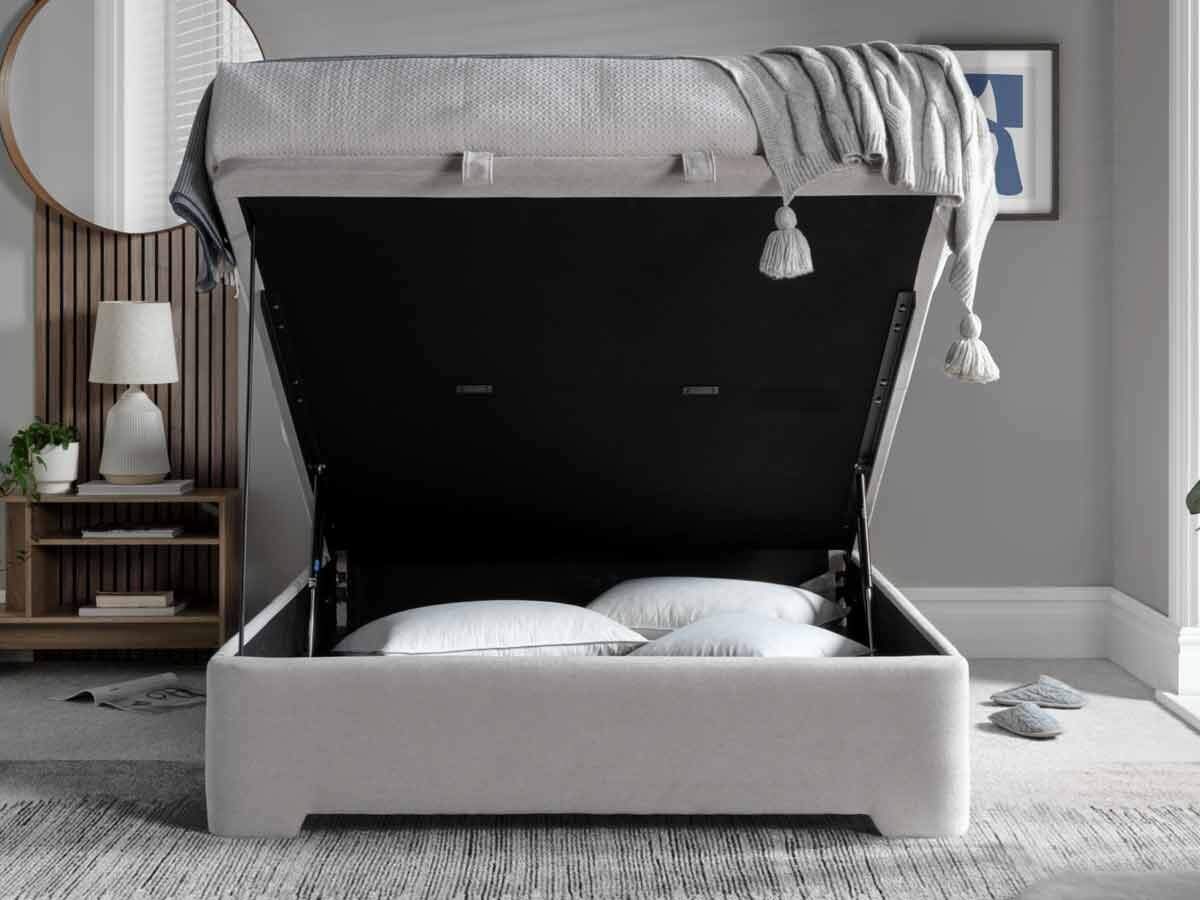 Brunstock-Ottoman-Clay-2