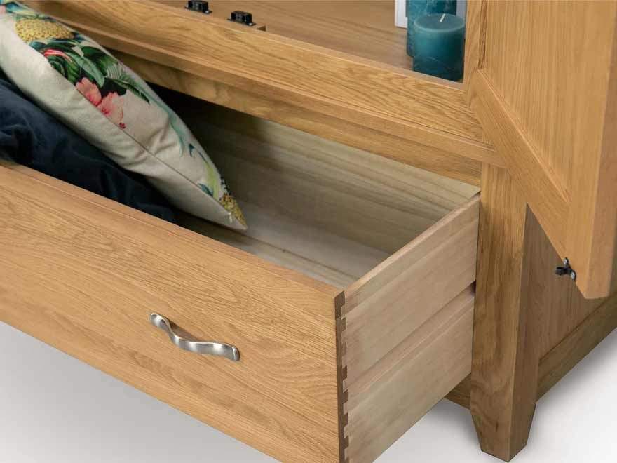Brantham-wardrobe