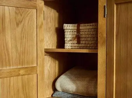 3-door-wardrobe-5