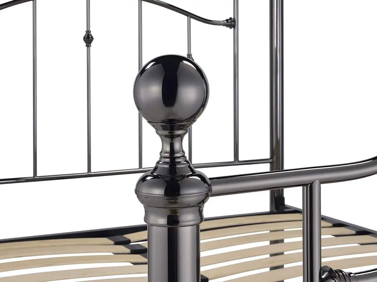 castillo-black-chrome-finial