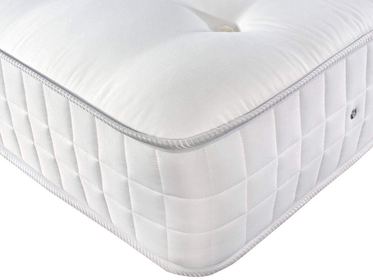 2026-Eezee-Natural-2000-mattress_Corner