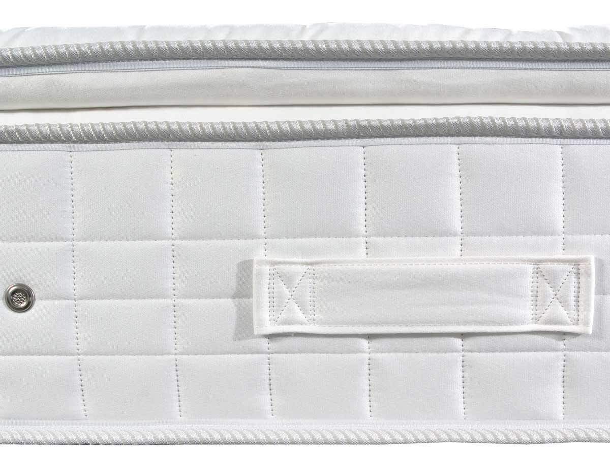 2026-Eezee-Natural-3000-mattress_Handle-&-Vent